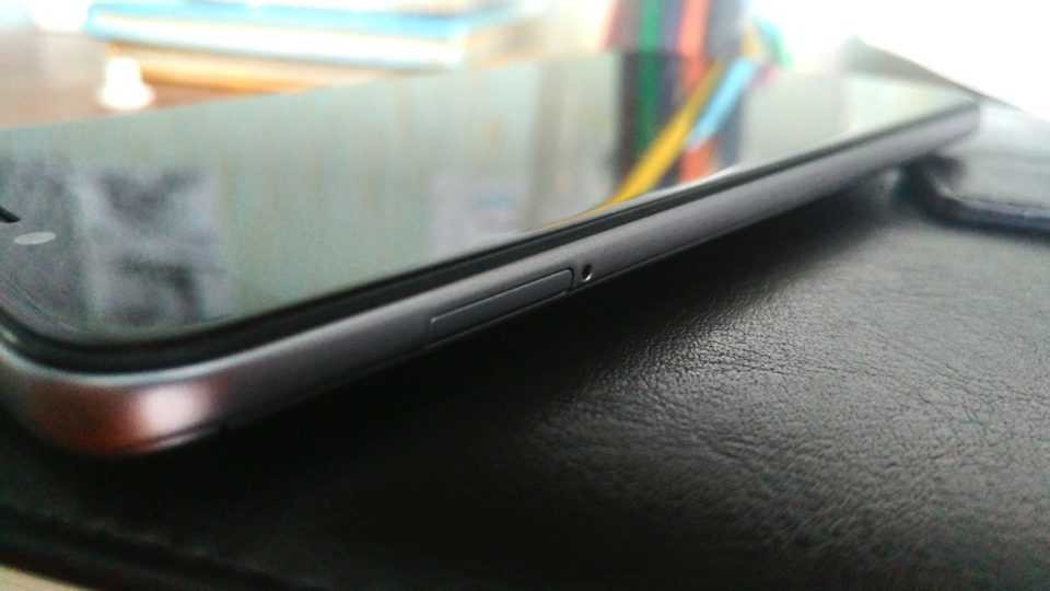 Слот SIM-карты Xiaomi Redmi Note 5A Prime